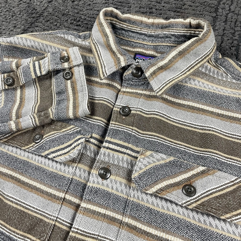 Patagonia Organic Cotton Men's S Button Front Flannel Stripe Long Sleeve Shirt